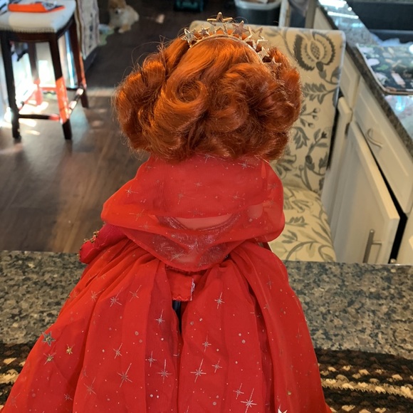 Vintage Brenda Starr Reporter doll with stand and box - Picture 7 of 7